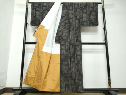 平和屋着物●本場大島紬　9マルキ　古代染色純泥染　吉祥花文　くぼた謹製　証紙付き　正絹　逸品　DABI2290ud