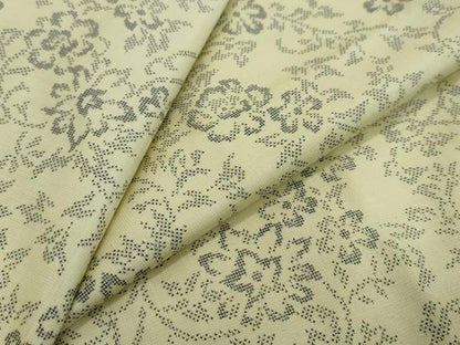 平和屋着物●本場大島紬　9マルキ　花唐草文　正絹　逸品　DABI2298ud