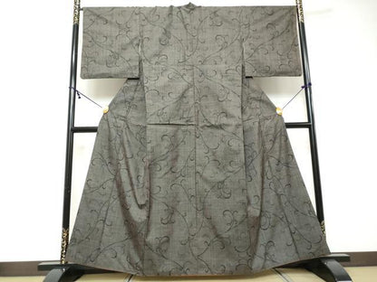 平和屋着物●本場大島紬　7マルキ　唐草文　正絹　逸品　DABI2309ud