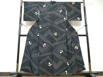 平和屋着物●上質な小紋　絞り　舞花文　黒地　正絹　逸品　DABI2320ud