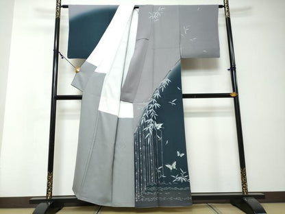 平和屋着物●訪問着　笹竹舞蝶文　金彩　正絹　逸品　DABI2321ud