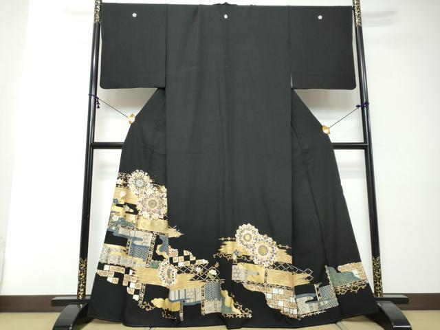 平和屋着物●豪華黒留袖　駒刺繍　鳥獣草花文　金彩　正絹　逸品　DABI2329ud