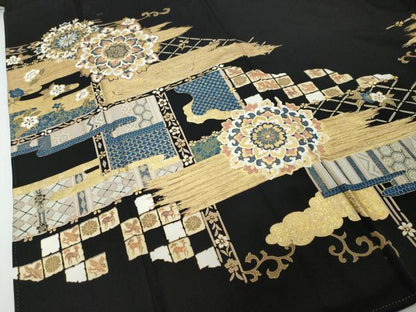 平和屋着物●豪華黒留袖　駒刺繍　鳥獣草花文　金彩　正絹　逸品　DABI2329ud