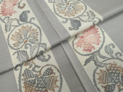平和屋着物●本場大島紬　白大島　唐草間道　正絹　逸品　未使用　DABI2330ud
