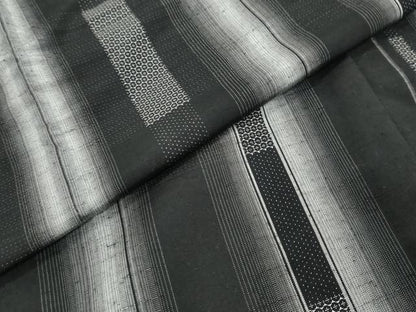 平和屋着物●上質な紬　100亀甲　間道　正絹　逸品　DABI2348ud