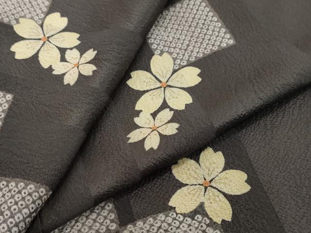 平和屋着物●上質な小紋　変わり格子舞桜文　金彩　正絹　逸品　DABI2390ud