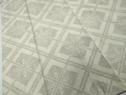 平和屋着物●結城紬　80亀甲　菱文　カラー胴裏：赤紫色　正絹　逸品　DABI2452ud