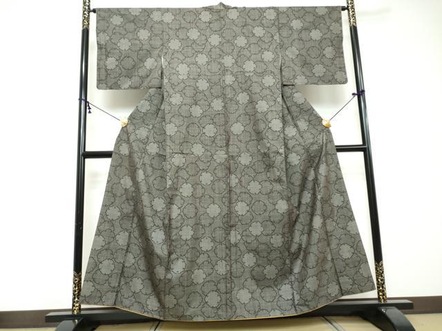 平和屋着物●本場大島紬　7マルキ　雪輪文　正絹　逸品　DABI2469ud