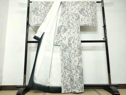 平和屋着物●本場大島紬　白大島　総絣　樹林風景文　正絹　逸品　DABI2470ud