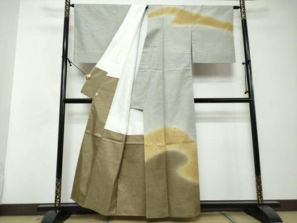 平和屋着物●創業140年　小糸染芸の四代目　小糸敏夫　訪問着　紬地　総刺繍　流水草花文　暈し染め　鈴乃屋扱い　正絹　逸品　DABI2489ud