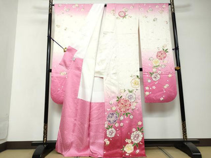 平和屋着物●豪華振袖　駒刺繍　舞花文　暈し染め　金彩　正絹　逸品　DABI2552ud