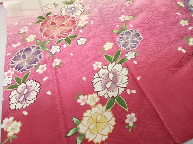 平和屋着物●豪華振袖　駒刺繍　舞花文　暈し染め　金彩　正絹　逸品　DABI2552ud