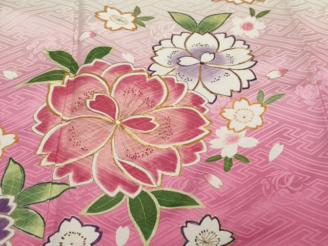 平和屋着物●豪華振袖　駒刺繍　舞花文　暈し染め　金彩　正絹　逸品　DABI2552ud
