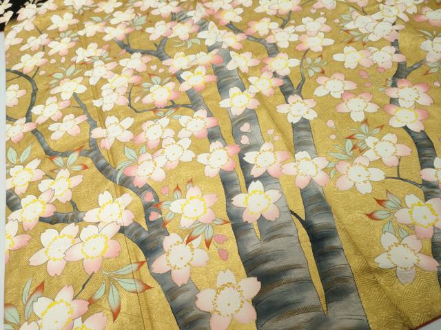 平和屋着物●豪華振袖　枝桜文　黒地　金彩　正絹　逸品　DABI2581ud