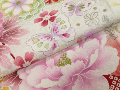 平和屋着物●豪華振袖　花蝶文　暈し染め　金銀彩　銀通し地　正絹　逸品　DABI2586ud