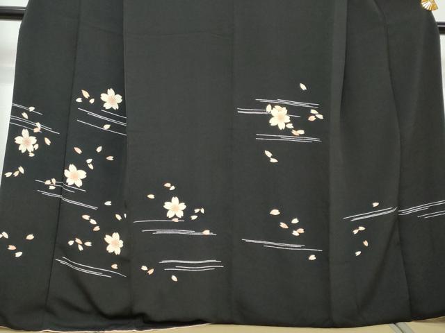 平和屋着物●訪問着　舞桜文　黒地　金銀彩　鬼しぼ縮緬　正絹　逸品　DABI2614ud