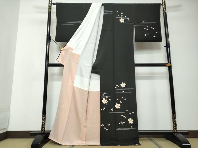 平和屋着物●訪問着　舞桜文　黒地　金銀彩　鬼しぼ縮緬　正絹　逸品　DABI2614ud