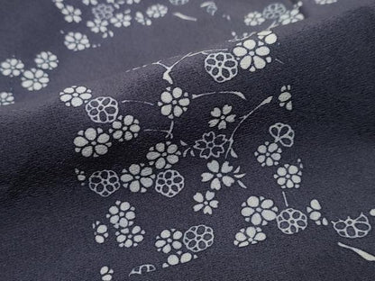 平和屋着物●上質な小紋　市松枝花文　正絹　逸品　DABI2627ud