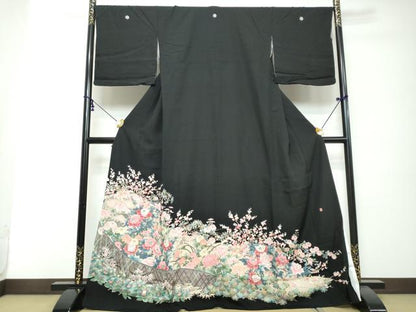 平和屋着物●豪華黒留袖　友禅　作家物　草花籬文　正絹　逸品　DABI2644ud
