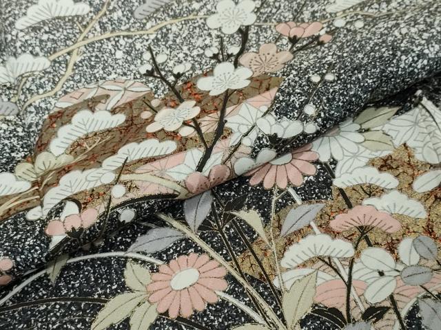 平和屋着物●訪問着　草花文　たたき染め　黒地　金彩　正絹　逸品　DABI2690ud