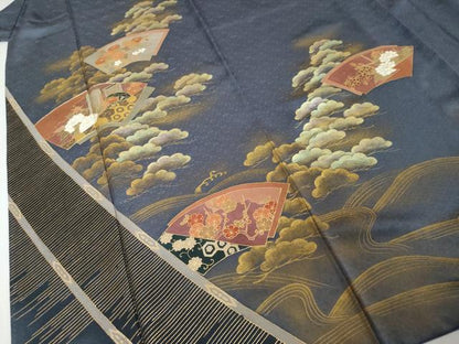 平和屋着物●訪問着　作家物　駒刺繍　地紙重ね御所車草花文　金彩　正絹　逸品　DABI2703ud