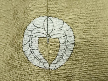 平和屋着物●上質な色無地　作家物　草花地紋　青朽葉色　正絹　逸品　DABI2730ud