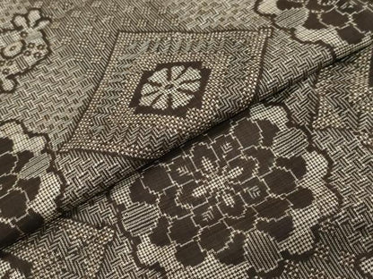 平和屋着物●本場大島紬　龍郷絣　花菱文　正絹　逸品　DABI2762ud