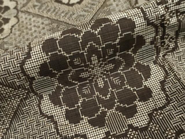 平和屋着物●本場大島紬　龍郷絣　花菱文　正絹　逸品　DABI2762ud