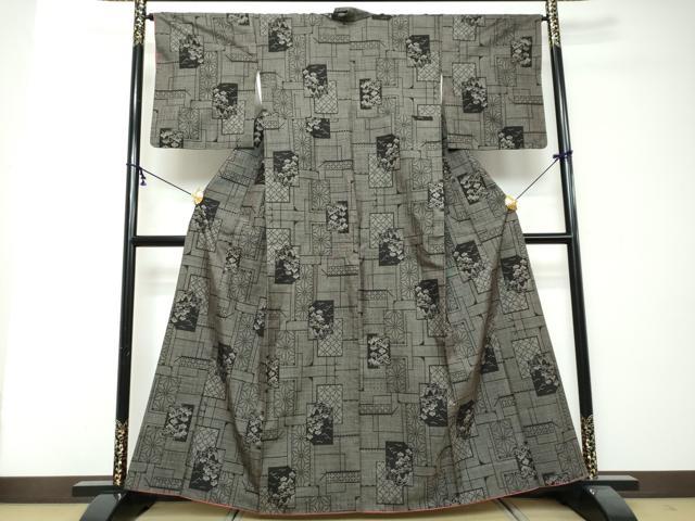 平和屋着物●本場大島紬　7マルキ　変わり格子草花文　正絹　逸品　DABI2776ud