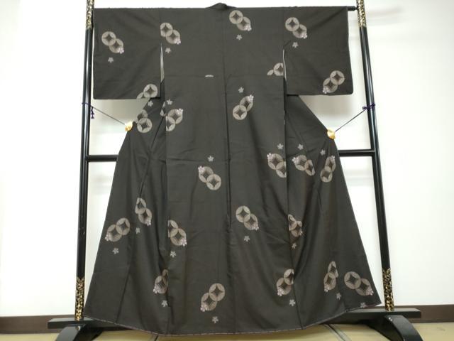 平和屋着物●本場大島紬　9マルキ　地空き　七宝舞花文　やまと誂製　正絹　逸品　未使用　DABI2836ud