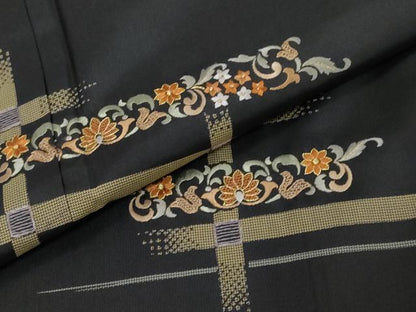 平和屋着物●本場縞大島紬　訪問着　総刺繍　9マルキ　横段草花文　金糸　正絹　逸品　DABI2850ud
