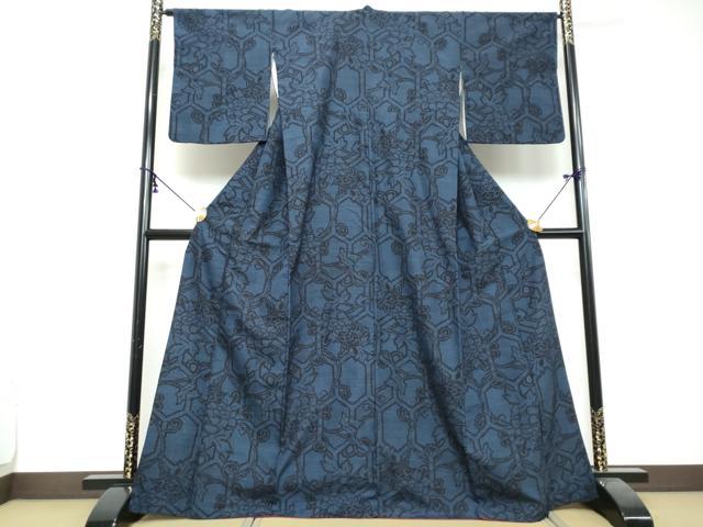 平和屋着物●上質な紬　亀甲草花文　正絹　逸品　DABI2851ud