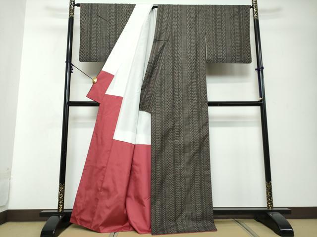 平和屋着物●本場大島紬　7マルキ　抽象文様　正絹　逸品　DABI2911ud