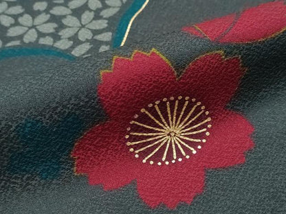 平和屋着物●豪華振袖　舞桜文　金彩　正絹　逸品　DABI2916ud