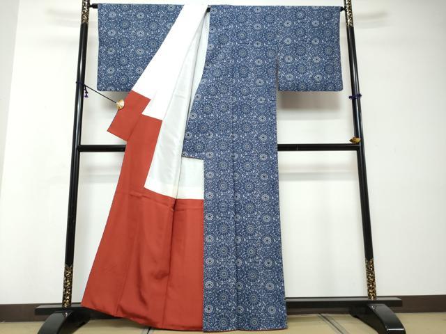 平和屋着物●上質な小紋　紬地　藍　型染め　更紗花唐草文　正絹　逸品　DABI2923ud