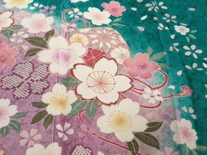 平和屋着物●豪華振袖　手毬草花文　暈し染め　金彩　金通し地　正絹　逸品　DABI2941ud