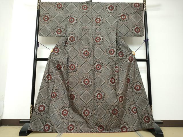平和屋着物●本場大島紬　龍郷絣　花菱文　正絹　逸品　DABI2962ud