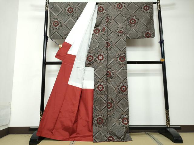 平和屋着物●本場大島紬　龍郷絣　花菱文　正絹　逸品　DABI2962ud