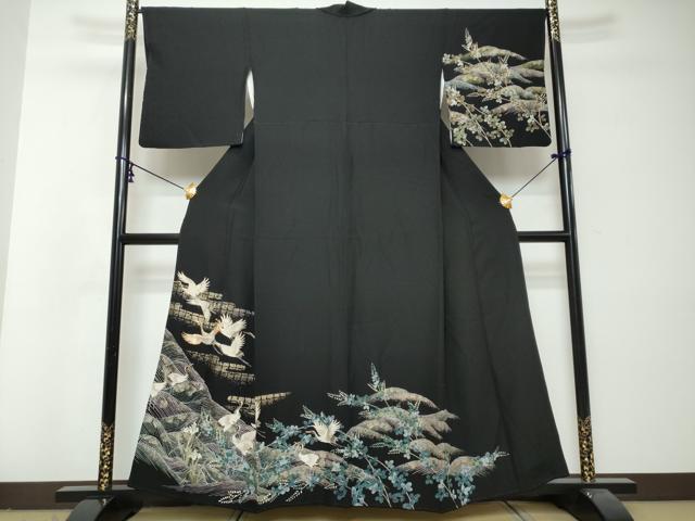 平和屋着物●訪問着　駒刺繍　群鶴草花文　黒地　金彩　正絹　逸品　DABI2969ud