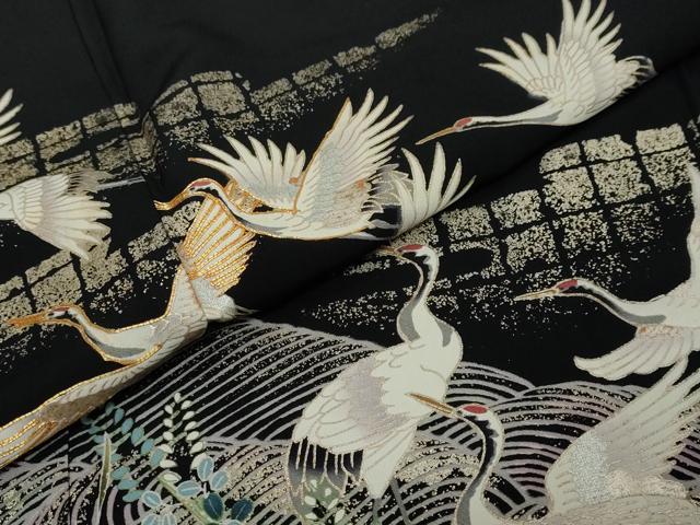 平和屋着物●訪問着　駒刺繍　群鶴草花文　黒地　金彩　正絹　逸品　DABI2969ud