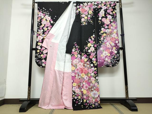 平和屋着物●豪華振袖　流水草花文　暈し染め　黒地　金彩　銀通し地　正絹　逸品　DABI2980ud