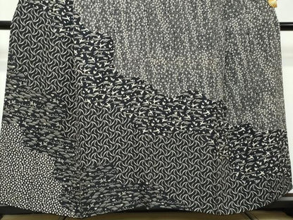 平和屋着物●訪問着　花鳥文　黒地　鈴乃屋扱い　正絹　逸品　DABI2990ud