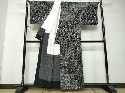 平和屋着物●訪問着　花鳥文　黒地　鈴乃屋扱い　正絹　逸品　DABI2990ud