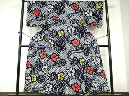 平和屋着物∴夏物　浴衣　有松鳴海絞り　流水花蝶文　綿　逸品　DABI3257cd