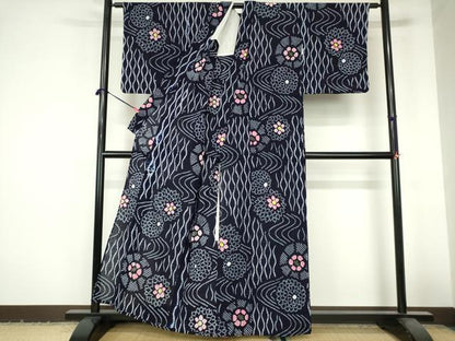 平和屋着物∴夏物　浴衣　有松鳴海絞り　立涌花文　菊　綿　逸品　DABI3267cd