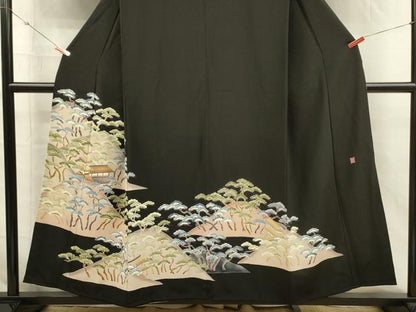 平和屋着物■豪華黒留袖　作家物　風景松文　正絹　逸品　DABI3660ya