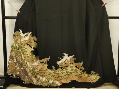 平和屋着物■豪華黒留袖　エ霞飛鶴花松文　暈し染め　金彩　正絹　逸品　DABI3672ya
