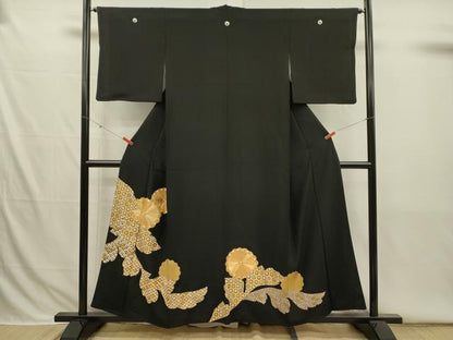 平和屋着物■豪華黒留袖　駒刺繍　吉祥菊文　金彩　小田急百貨店扱い　正絹　逸品　DABI3775ya