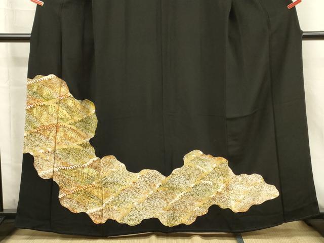 平和屋着物■豪華黒留袖　駒刺繍　立波文　金彩　正絹　逸品　DABI3815ya