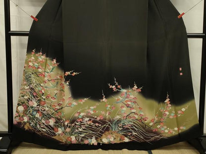 平和屋着物■豪華黒留袖　友禅　作家物　花鳥文　枝梅　暈し染め　正絹　逸品　DABI3835ya